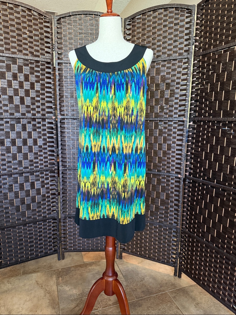 Ronni Nicole Black and Multicolor Dress